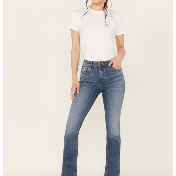 Cleo + Wolf Denim - Cleo + Wolf Juniper High Rise Women’s Boot Cut Jeans